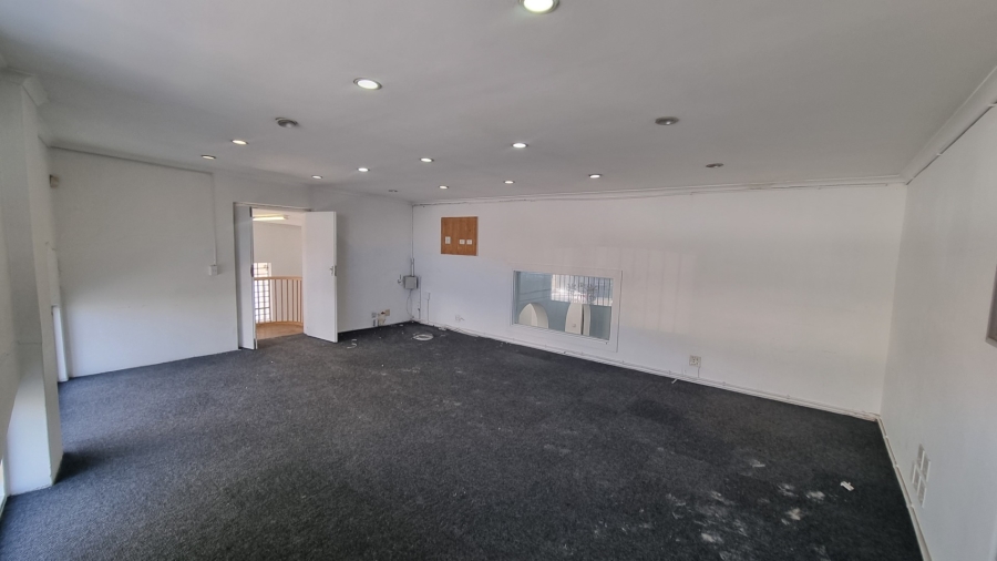To Let Commercial Property for Rent in Woodstock Western Cape